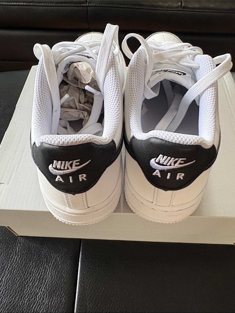 Nike AIR -AIR FORCE 1- Big Boy Size 4.5 - Picture 4 of 9